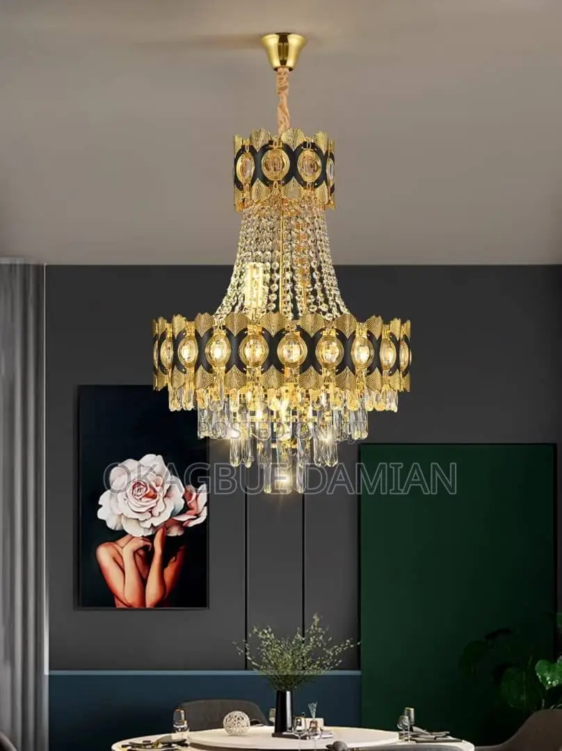 A Crystal Full-Chandelier