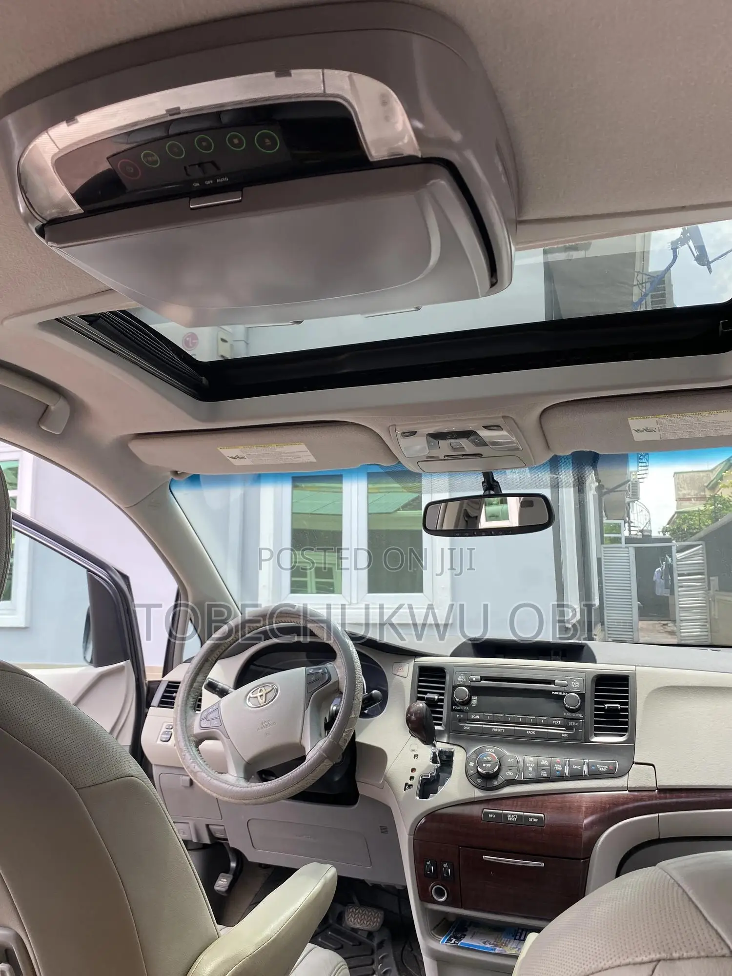Toyota Sienna XLE 7 Passenger 2012 Gray