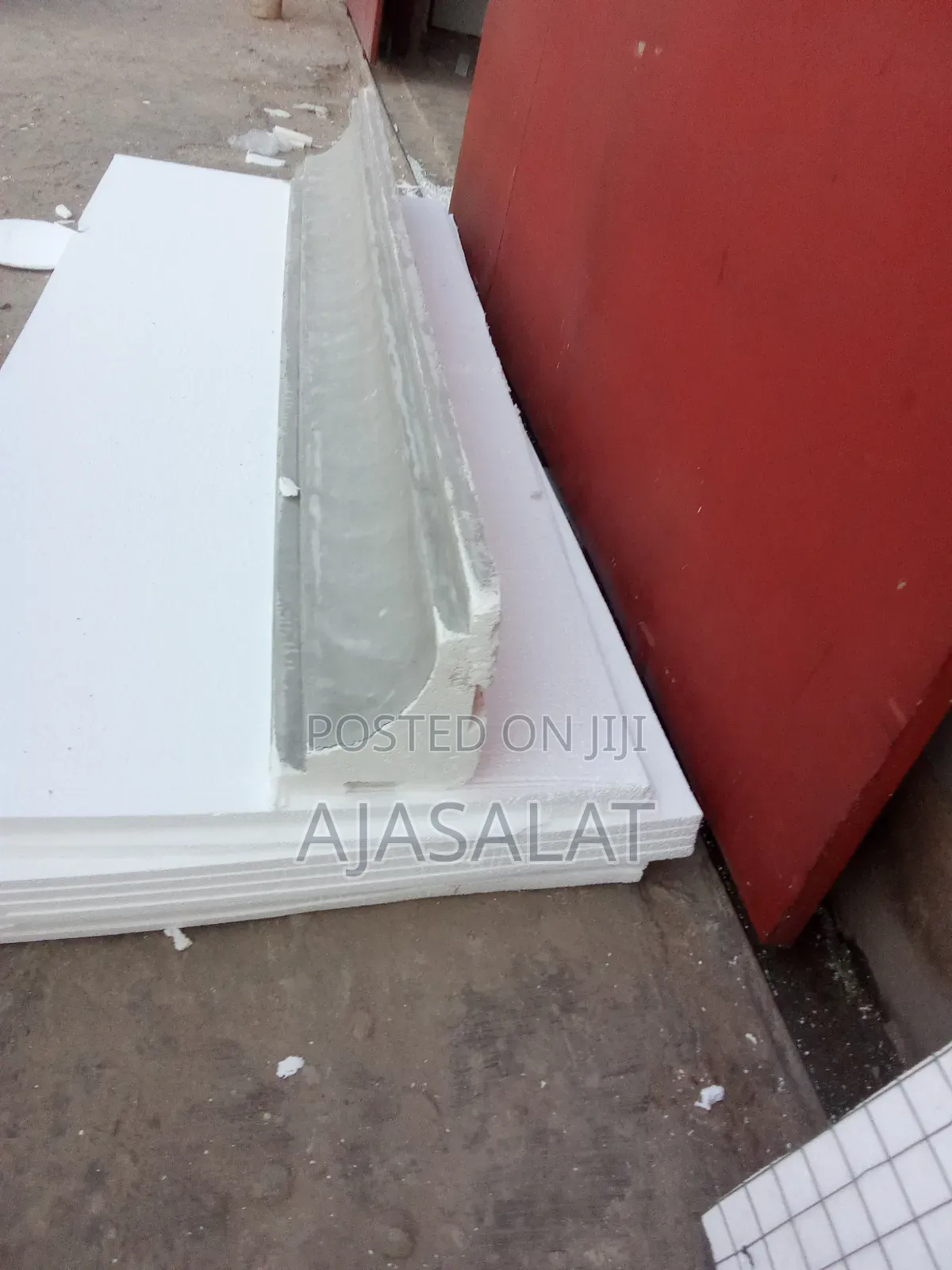250 by 250 Polystyrene Parapet and Board