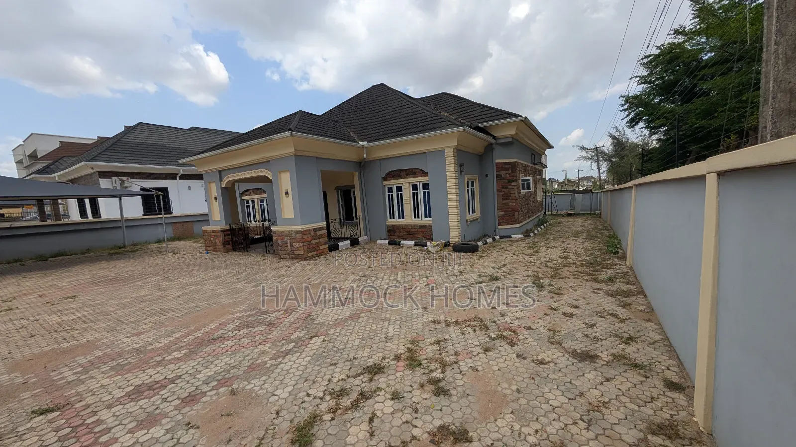 4bdrm Bungalow in Carlton Gate Estate, Akobo for sale
