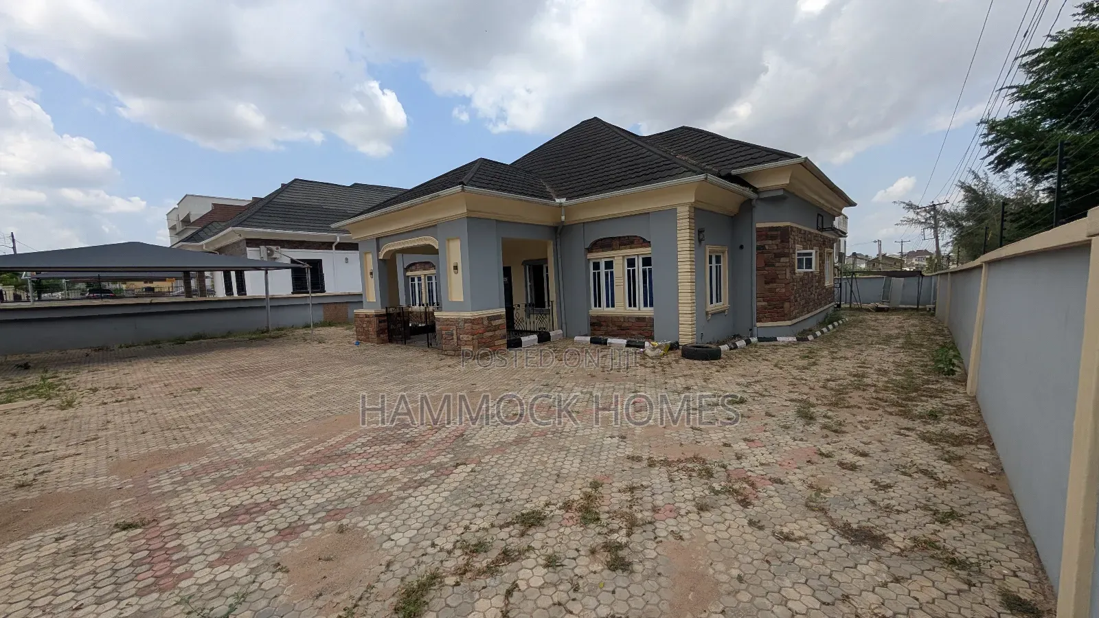 4bdrm Bungalow in Carlton Gate Estate, Akobo for sale