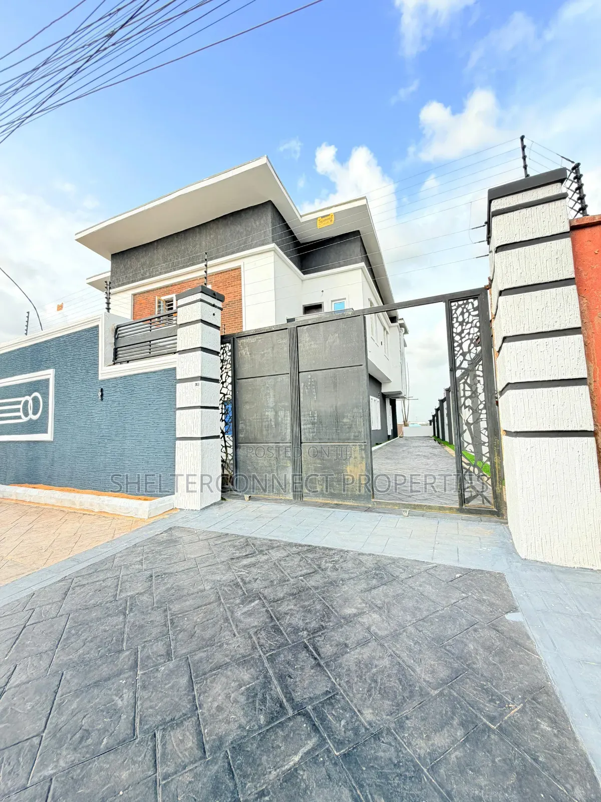 4bdrm Duplex in GRA Phase 1 for sale