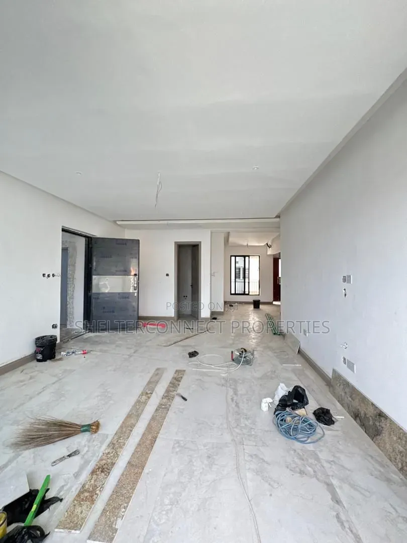 3bdrm Apartment in Allen Avenue for sale