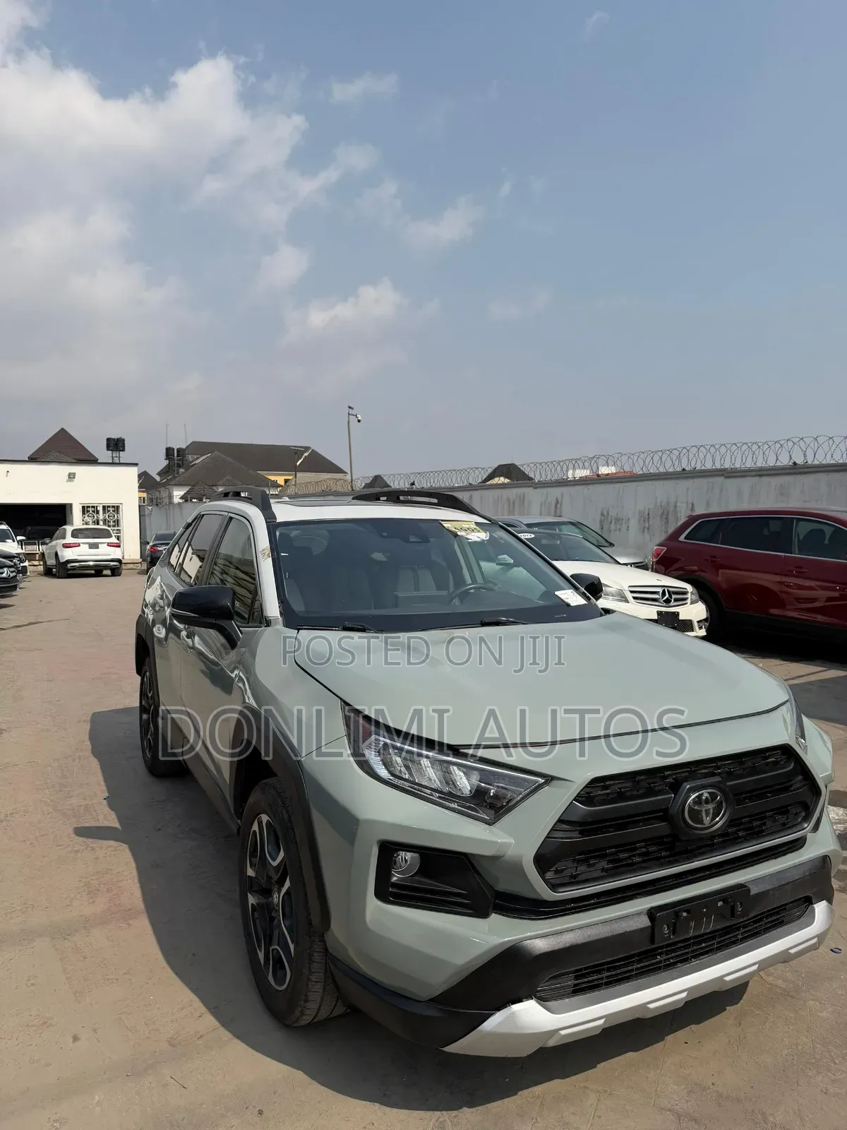 Toyota RAV4 Adventure AWD 2020 Green