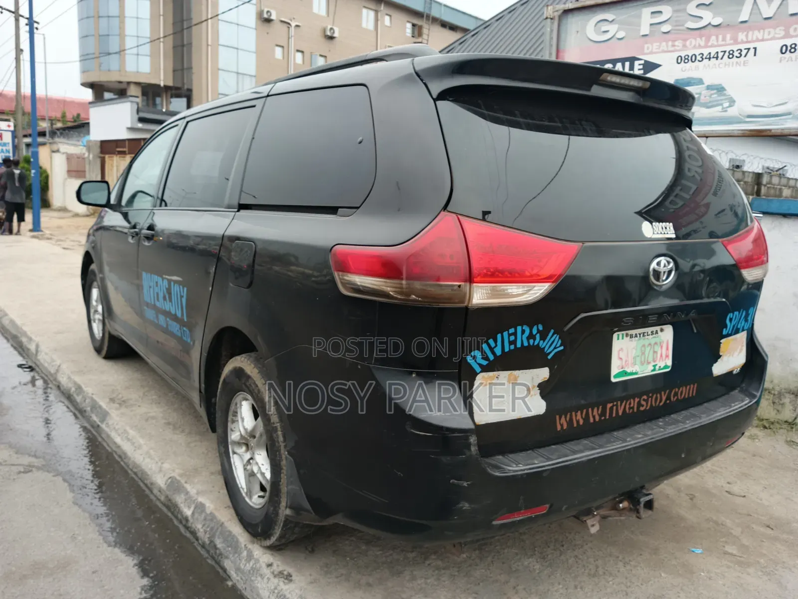 Toyota Sienna XLE 8 Passenger 2012 Black