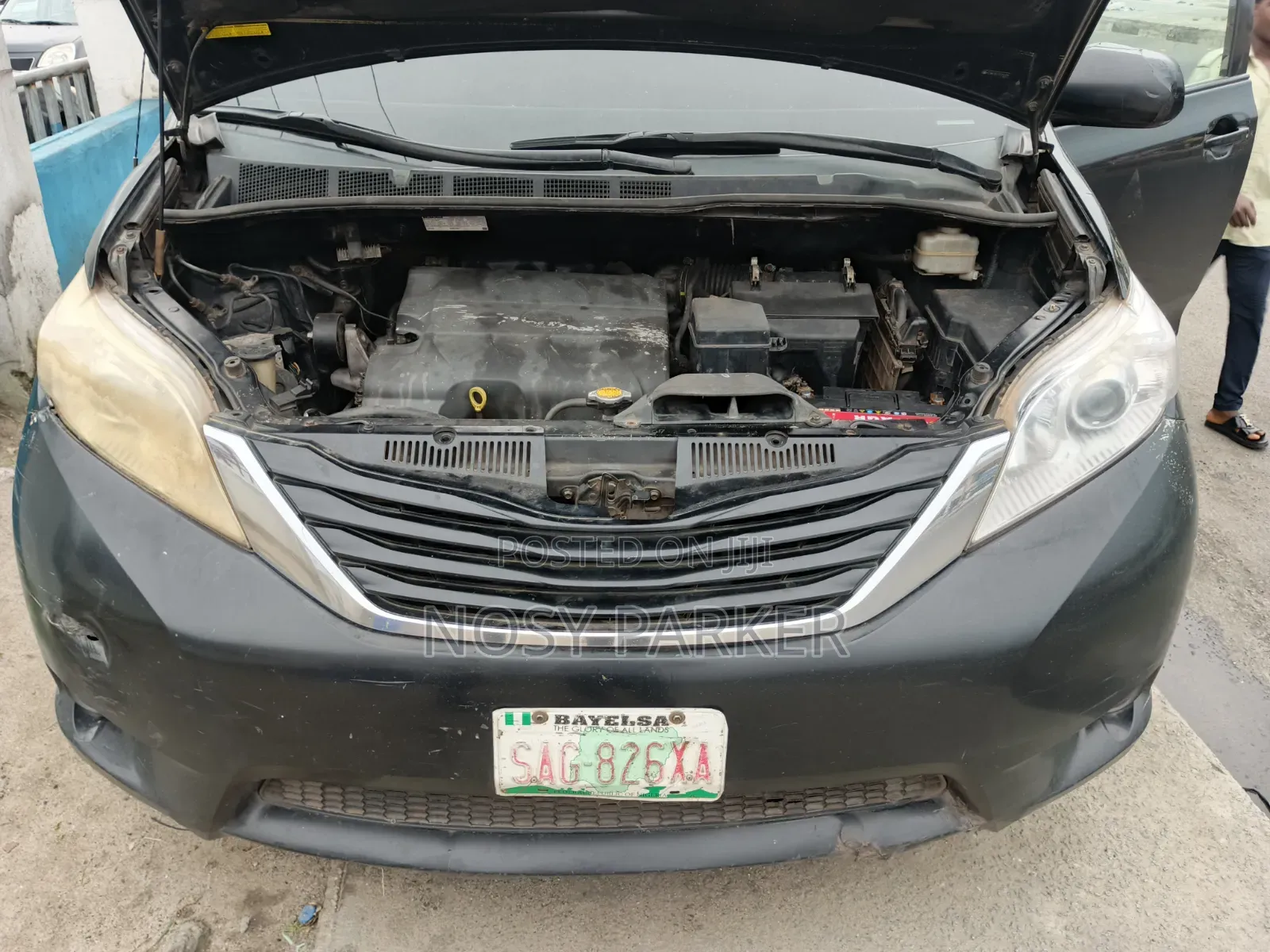 Toyota Sienna XLE 8 Passenger 2012 Black
