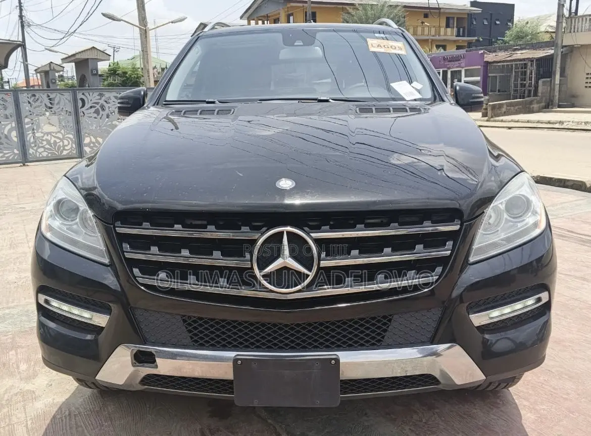 Mercedes-Benz M Class ML350 4MATIC 4dr SUV AWD (3.5L 6cyl 7A) 2015