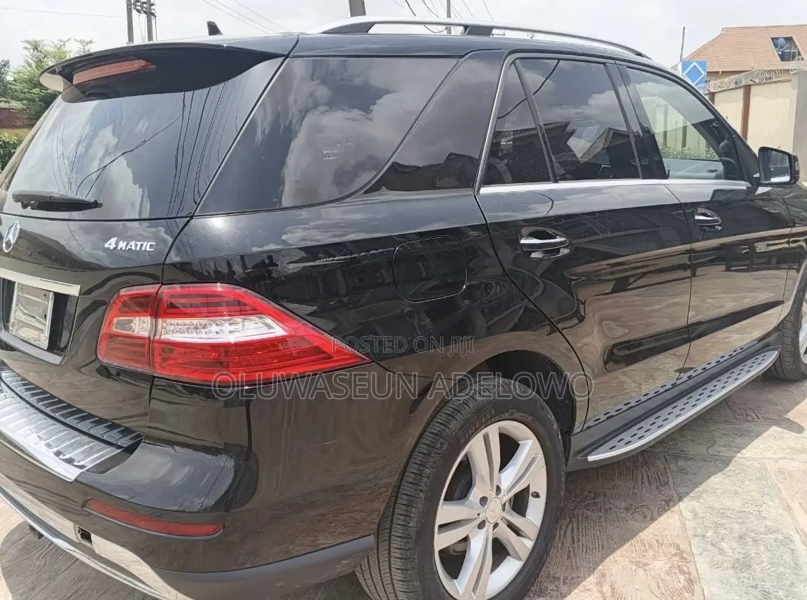 Mercedes-Benz M Class ML350 4MATIC 4dr SUV AWD (3.5L 6cyl 7A) 2015
