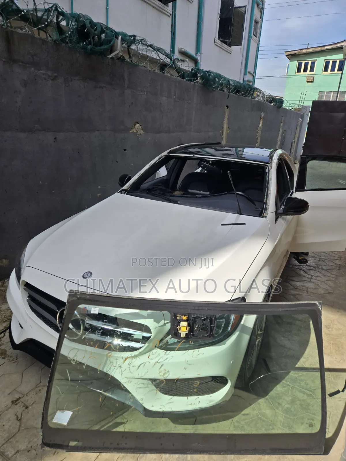C300 2015 Windscreen Glass Available at Chimatex