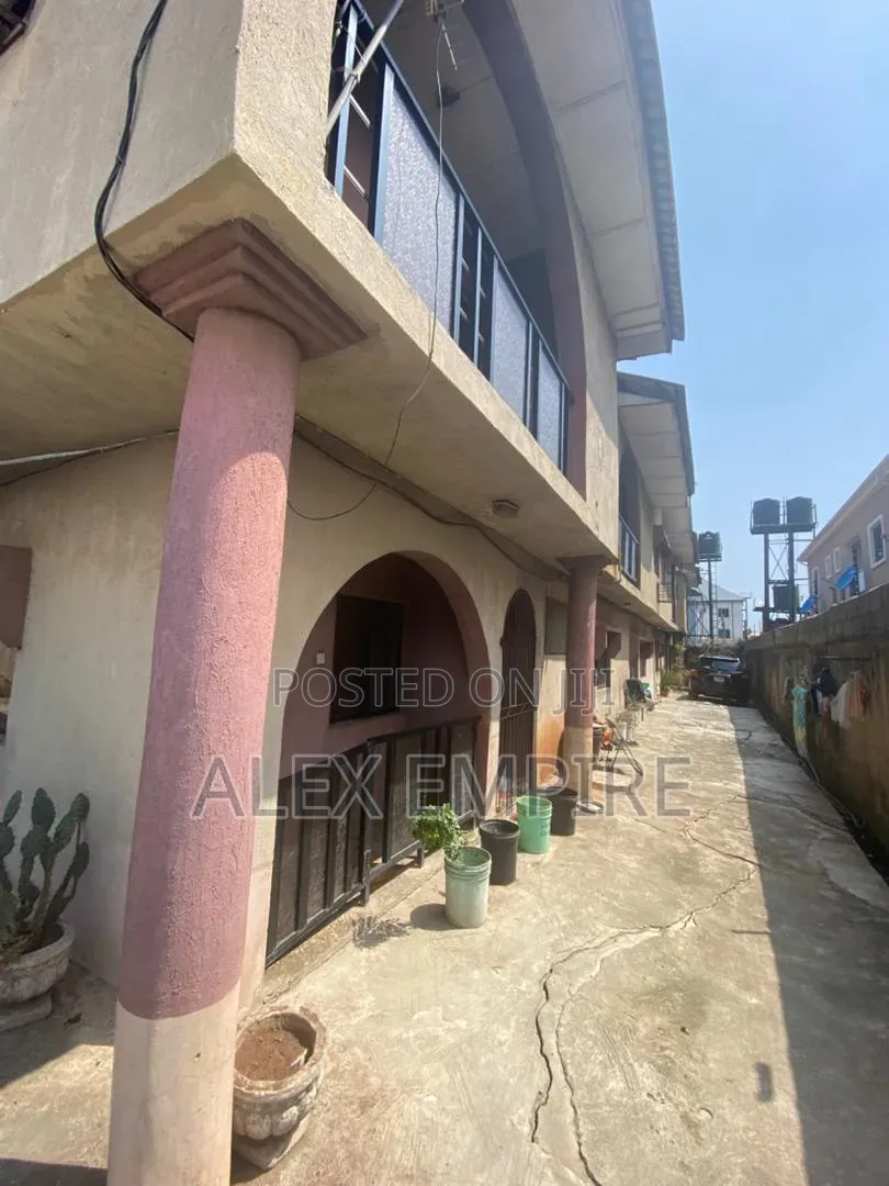 2bdrm Block of Flats in Ago Palace for sale