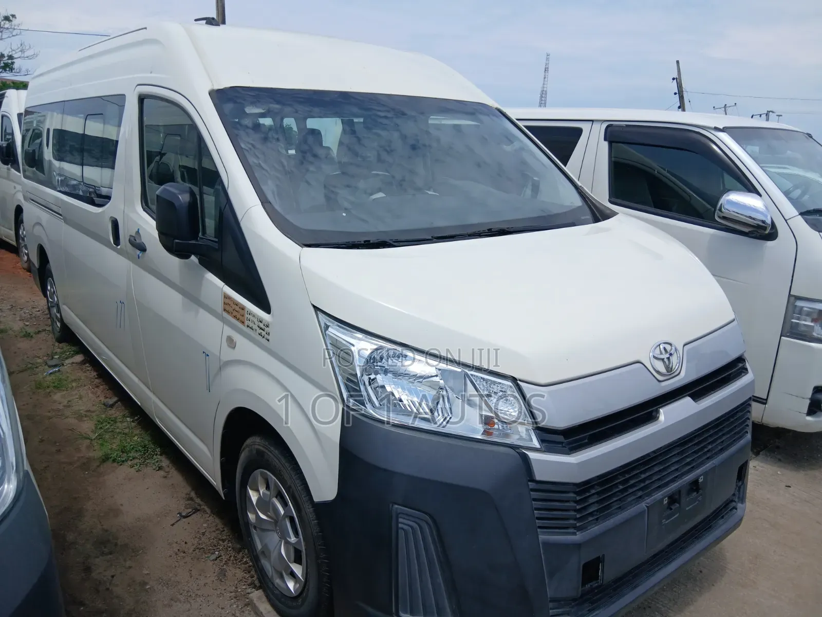 Toyota HiAce 2022 White