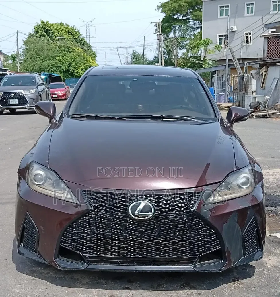 Lexus IS 250 Automatic 2010 Brown