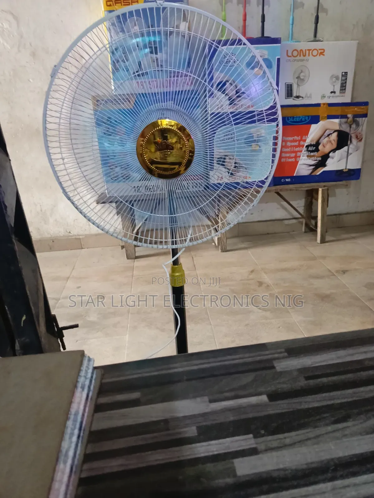 Stand Fan Super Sleeper 18 Inches