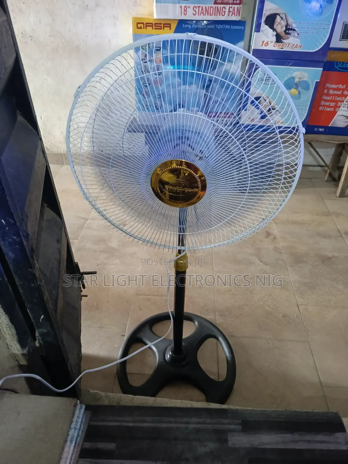 Stand Fan Super Sleeper 18 Inches