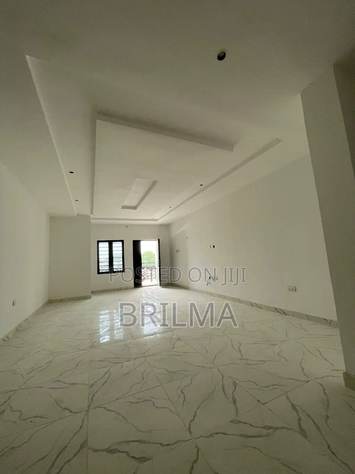 3bdrm Block of Flats in Jahi for sale