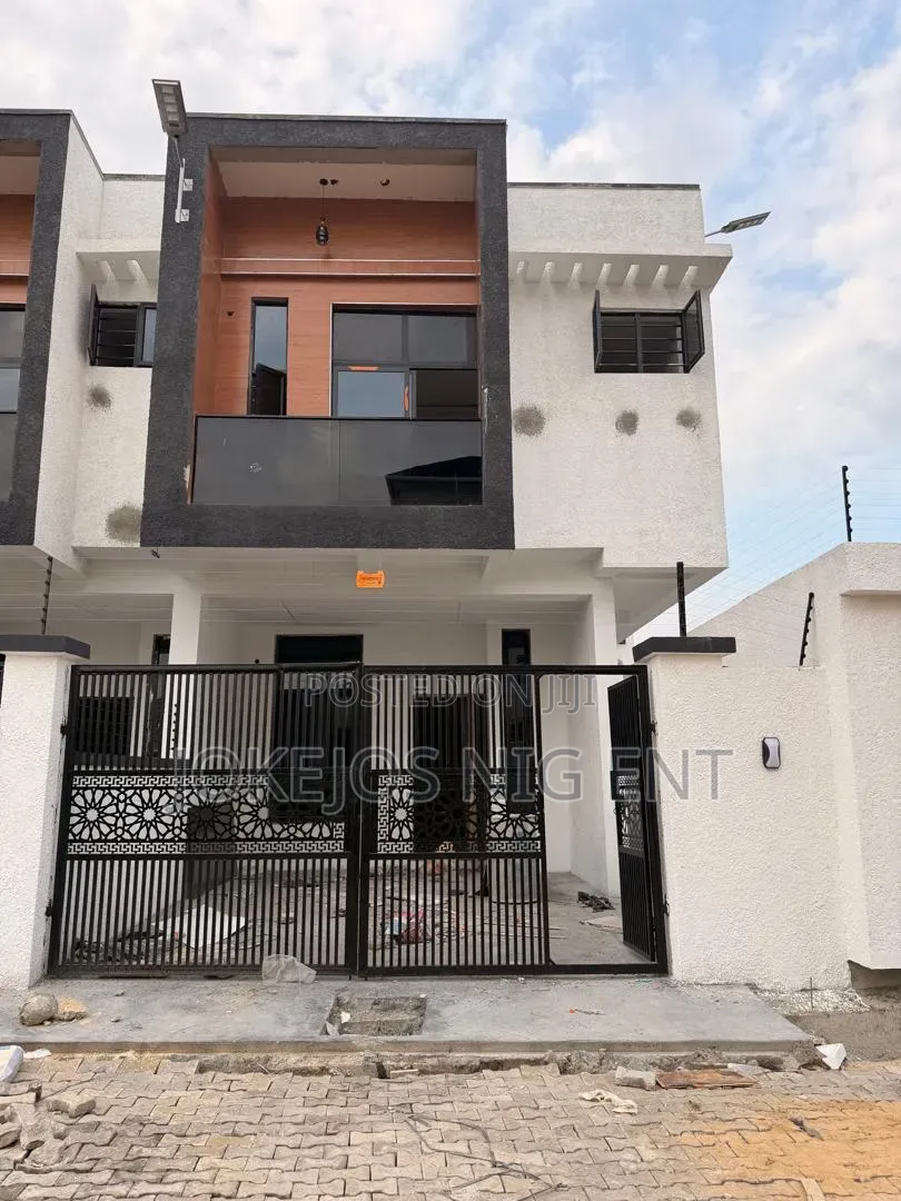 3bdrm Duplex in General Paint, Abraham Adesanya Estate for sale