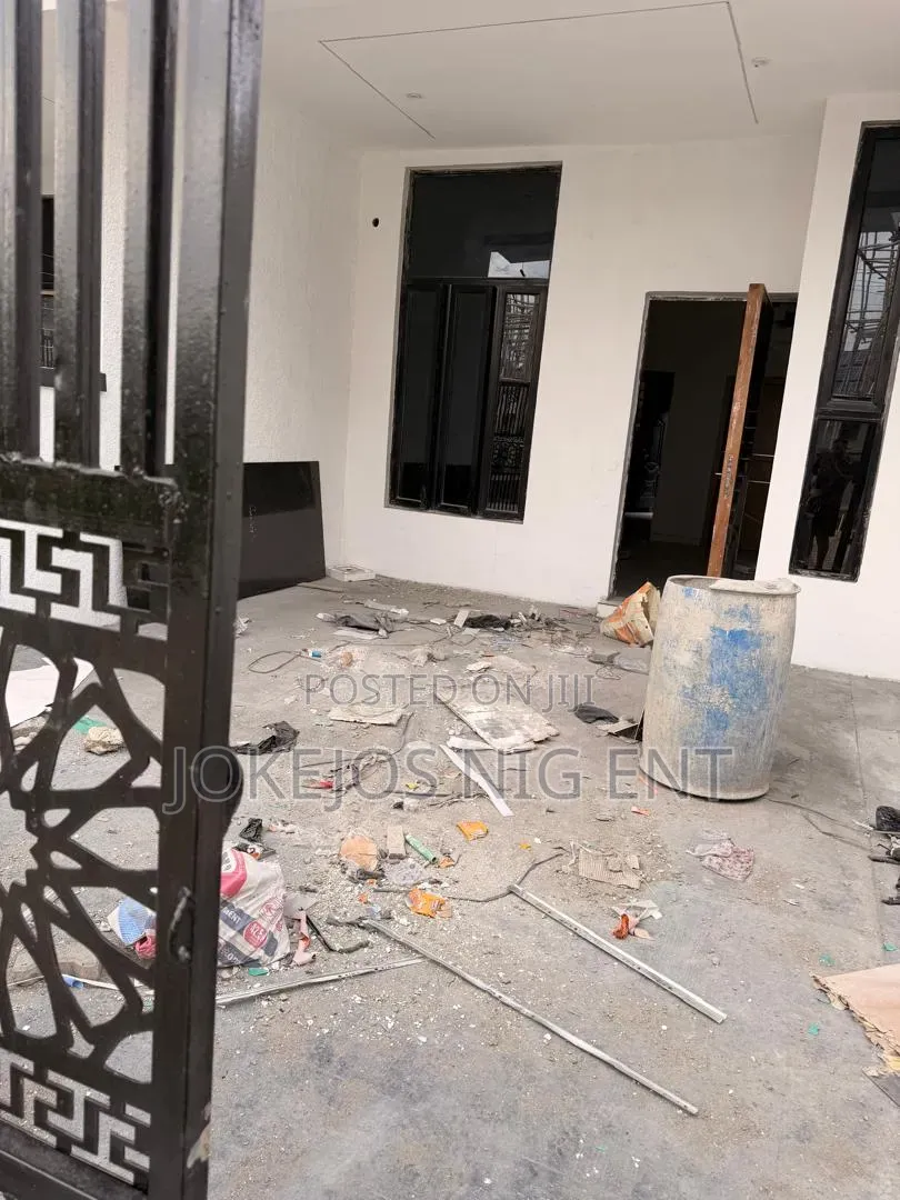 3bdrm Duplex in General Paint, Abraham Adesanya Estate for sale