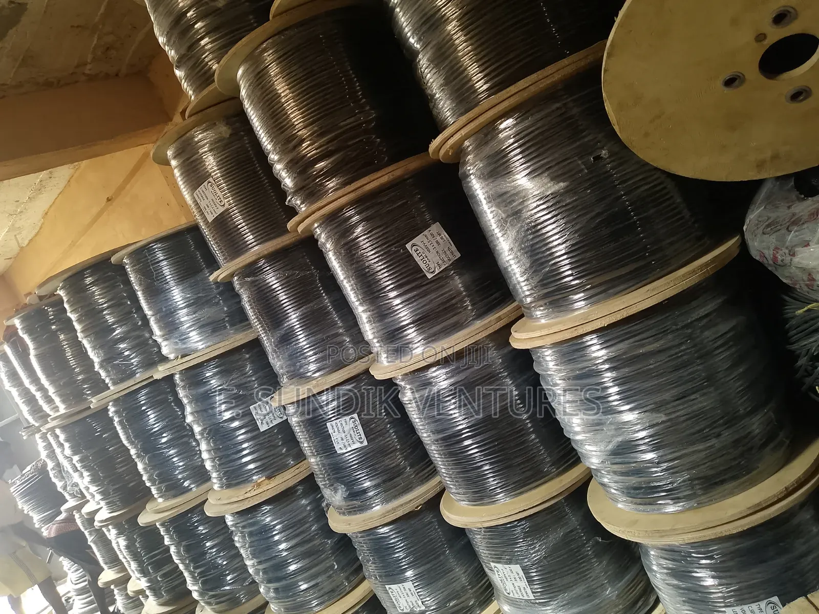2.5mm 3core Full Guage Flexible Cable