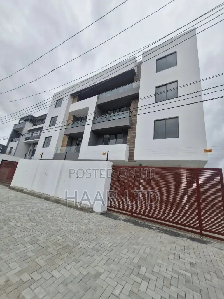 2bdrm Apartment in Banana Island for sale