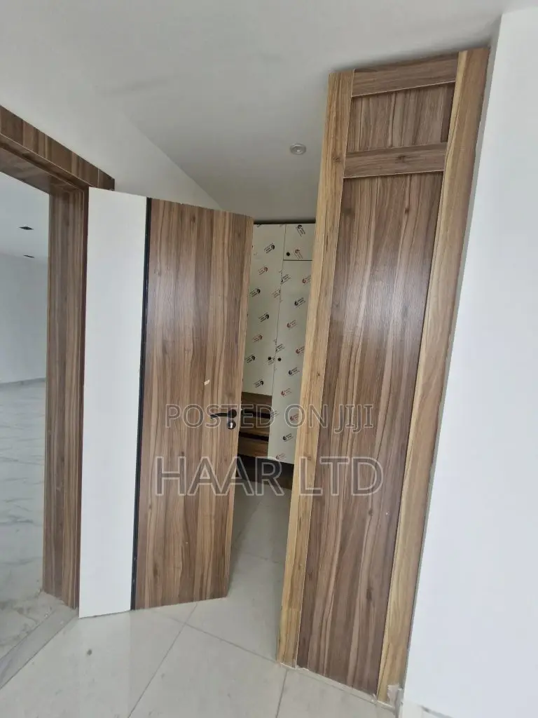 2bdrm Apartment in Banana Island for sale