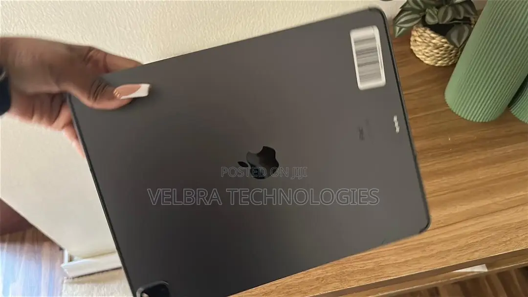 Apple iPad Pro 12.9 (2021) 128 GB Gray