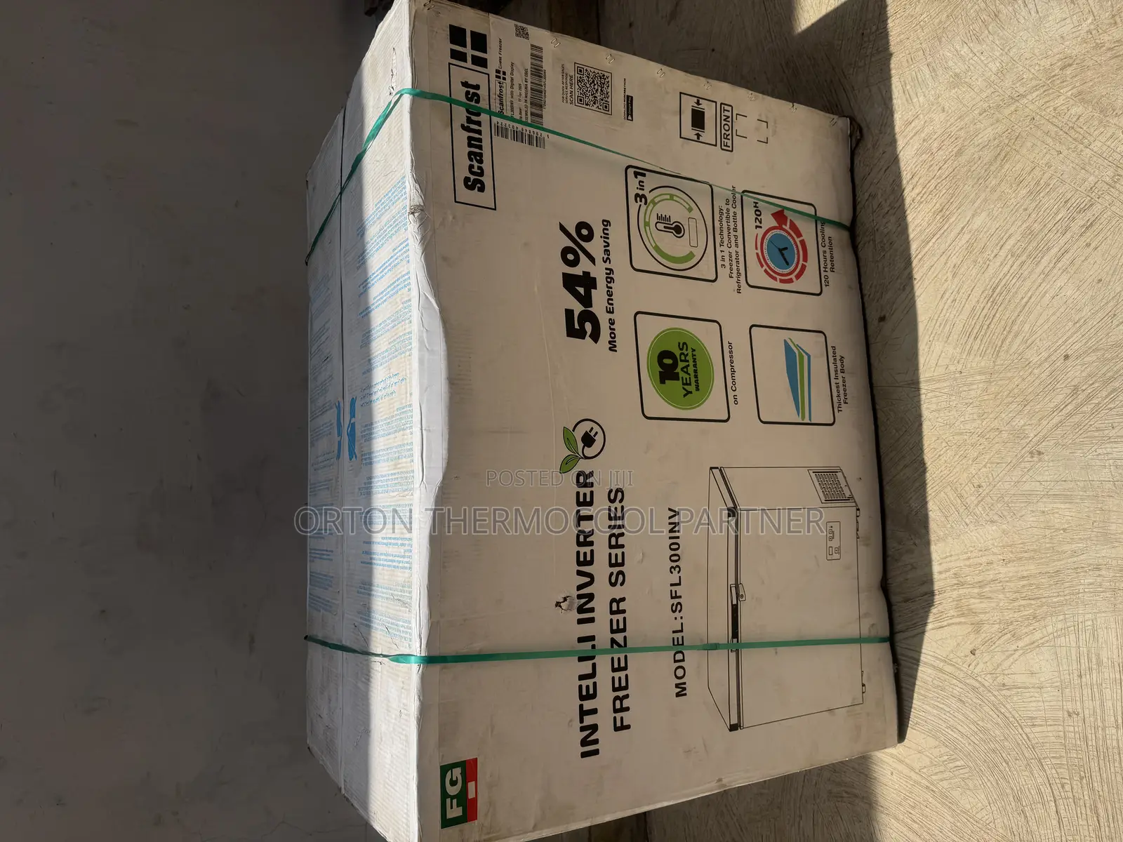 Scanfrost Inverter Chest Freezer 300l