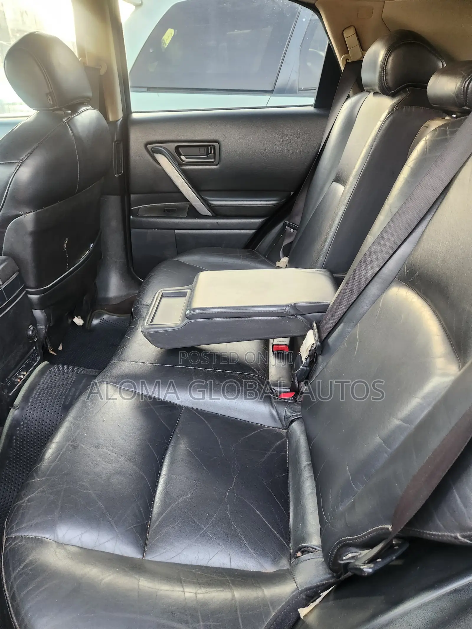 Infiniti FX35 Base 4x2 (3.5L 6cyl 5A) 2005 Black