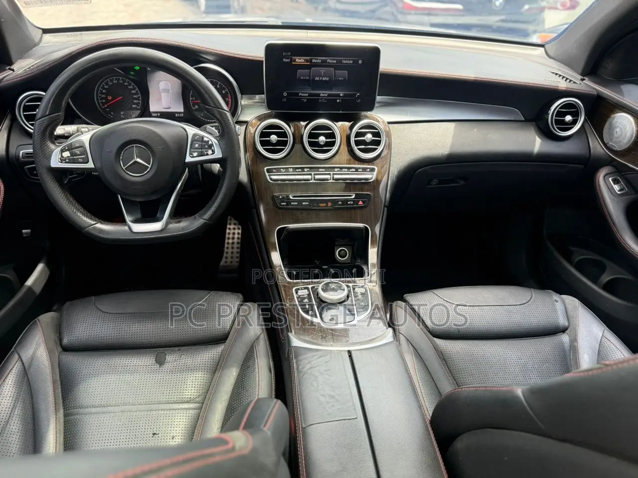 Mercedes-Benz GLC-Class 2018 Black