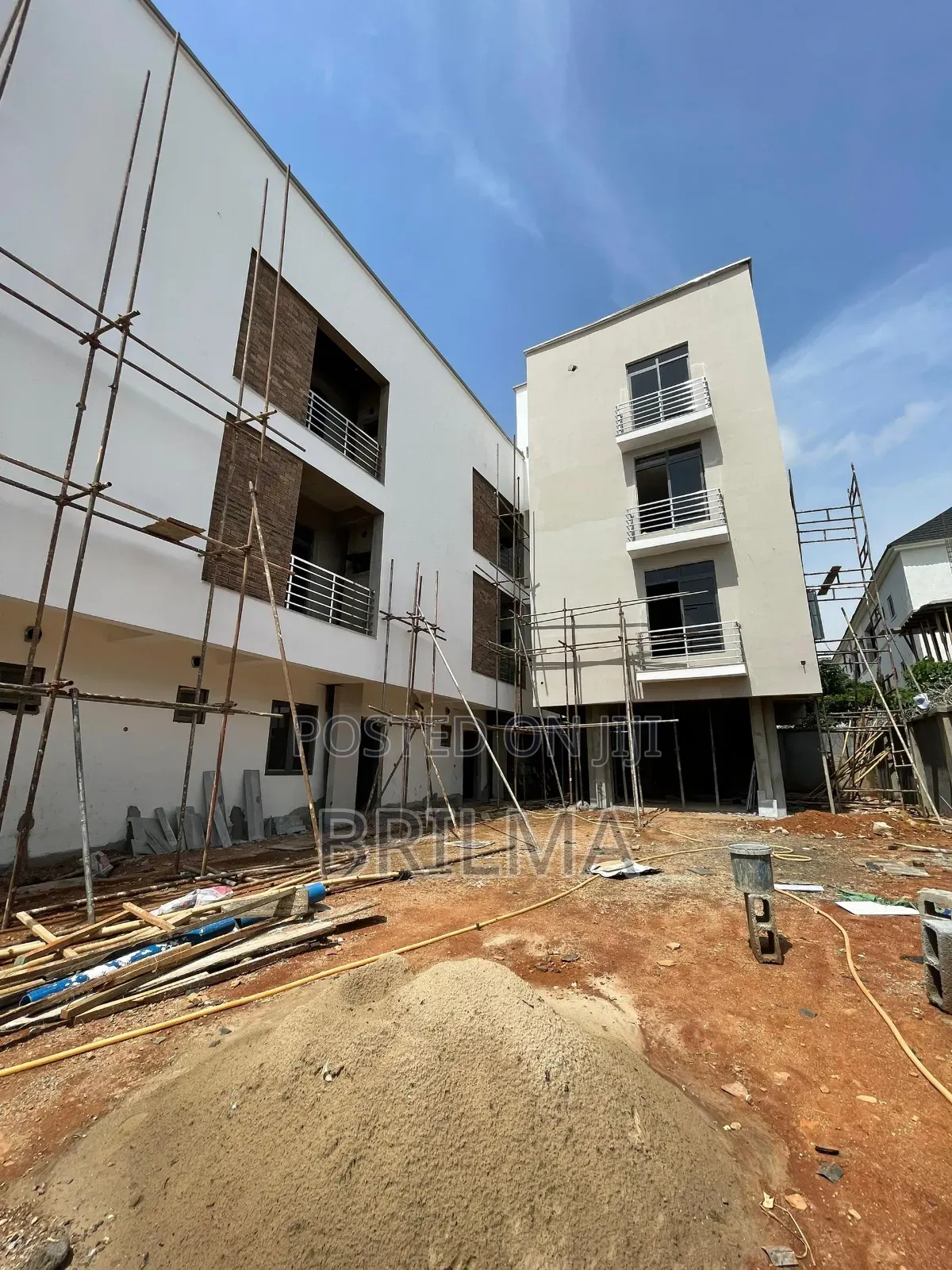 3bdrm Block of Flats in Jahi for sale