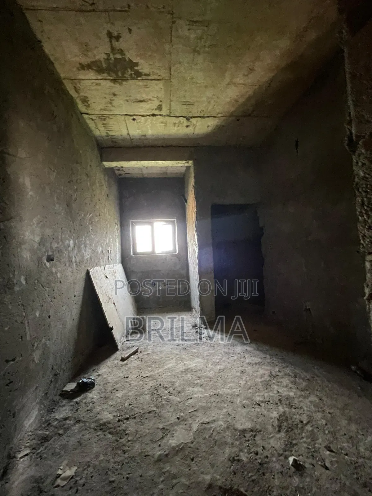 3bdrm Block of Flats in Jahi for sale
