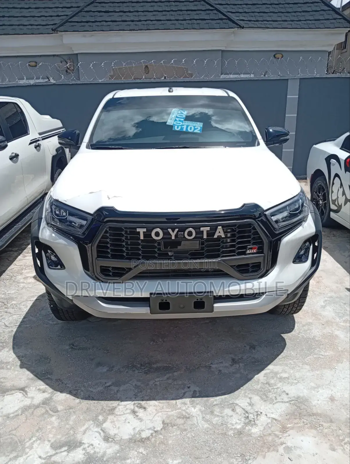 New Toyota Hilux 2025 White