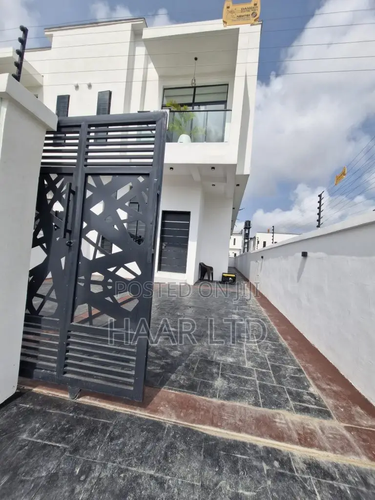 4bdrm Duplex in Ado / Ajah for sale