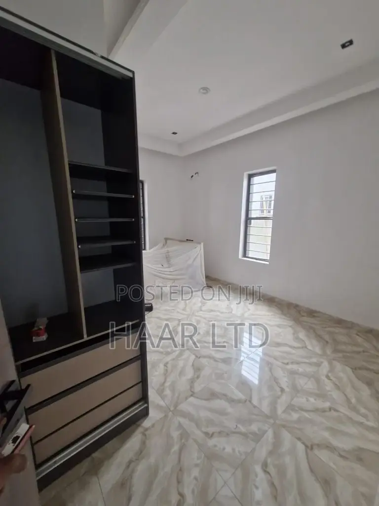 4bdrm Duplex in Ado / Ajah for sale