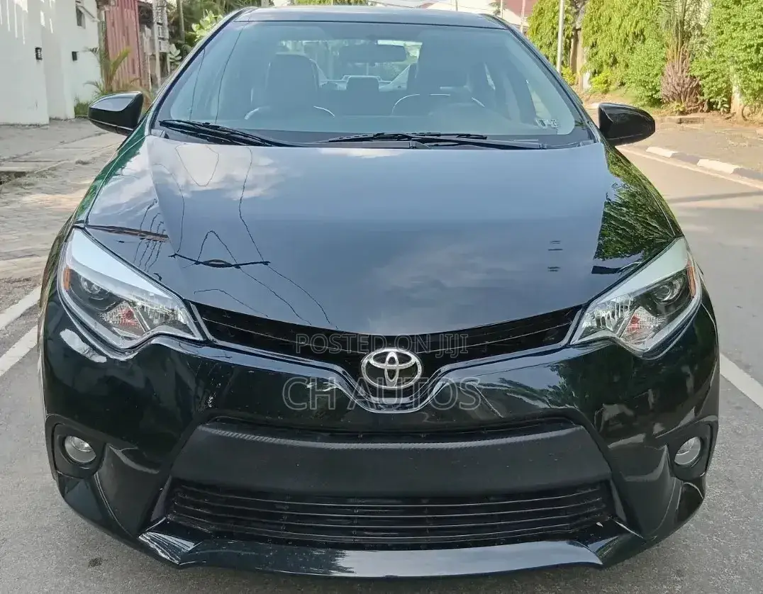 Toyota Corolla LE Premium 4dr Sedan (1.8L 4cyl CVT) 2016 Black