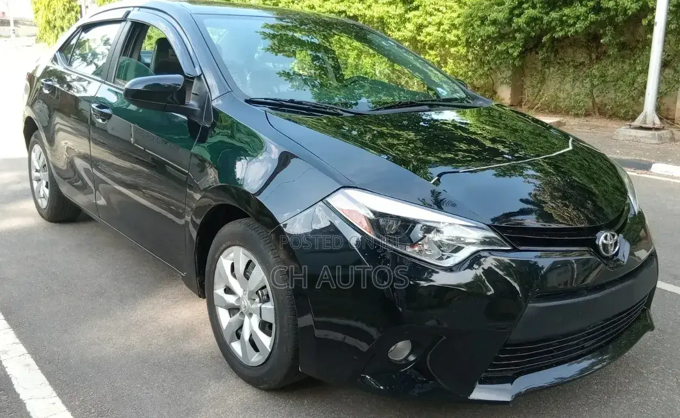 Toyota Corolla LE Premium 4dr Sedan (1.8L 4cyl CVT) 2016 Black