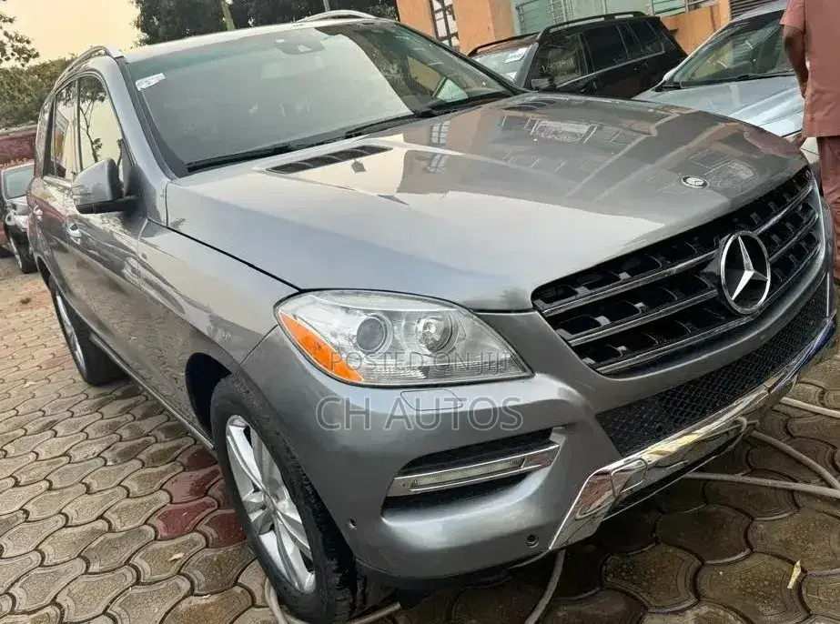 Mercedes-Benz M Class ML350 4MATIC 4dr SUV AWD (3.5L 6cyl 7A) 2015 Gray