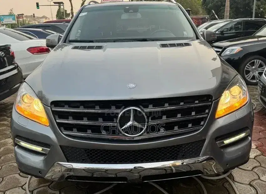 Mercedes-Benz M Class ML350 4MATIC 4dr SUV AWD (3.5L 6cyl 7A) 2015 Gray
