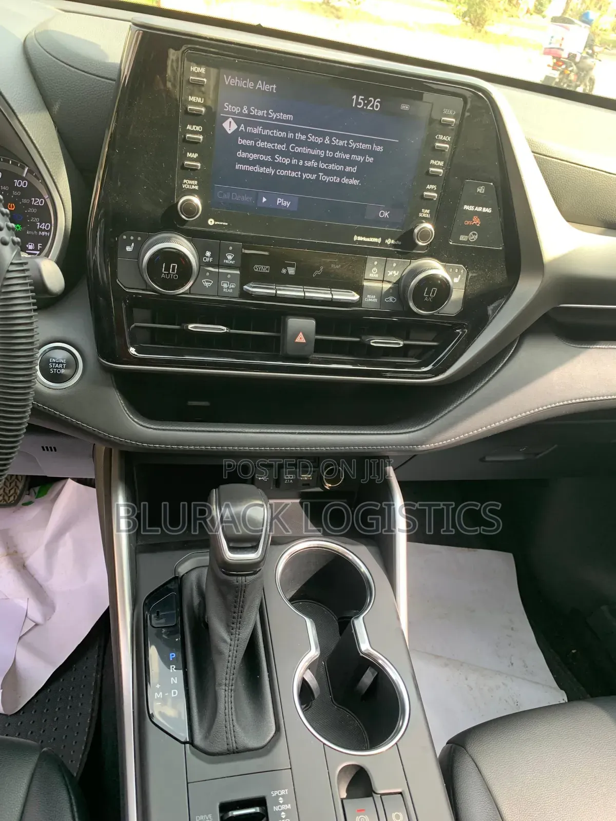 Toyota Highlander XLE 2022 Gray
