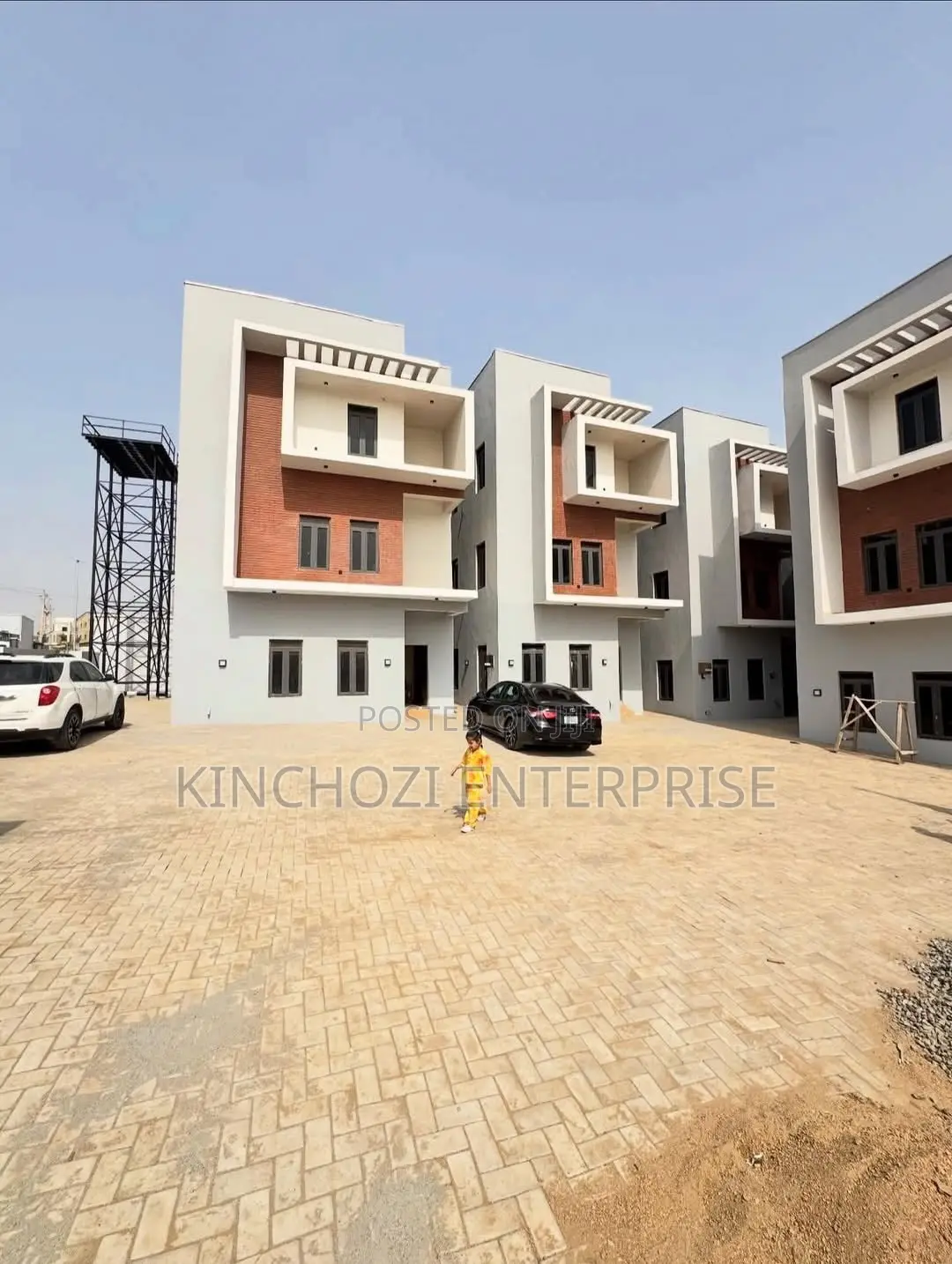 4bdrm Townhouse / Terrace in Mabushi for rent