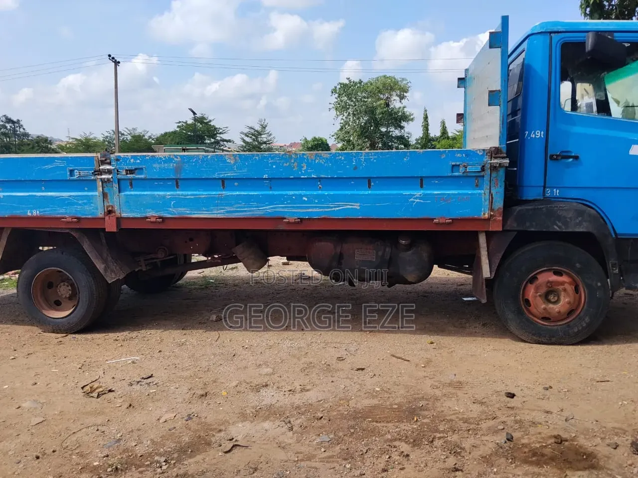 Mercedes Benz Trailer