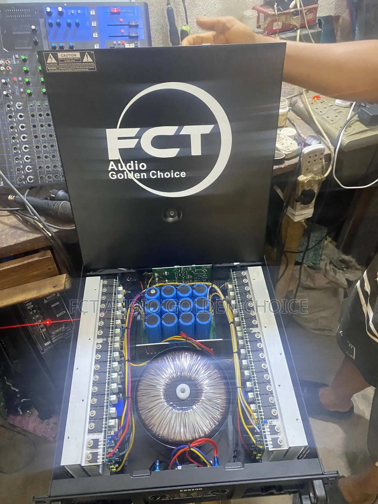 Amplifier F C T Audio Ex 9,500