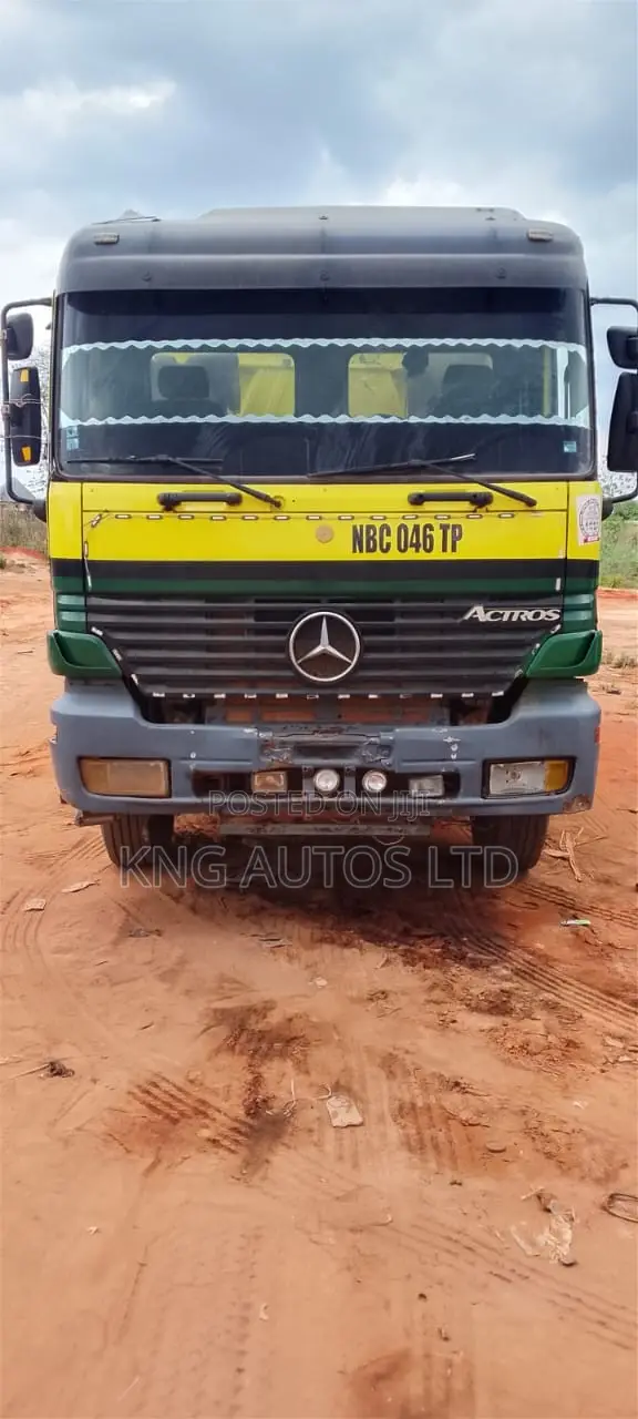Mercedes Actros 4143