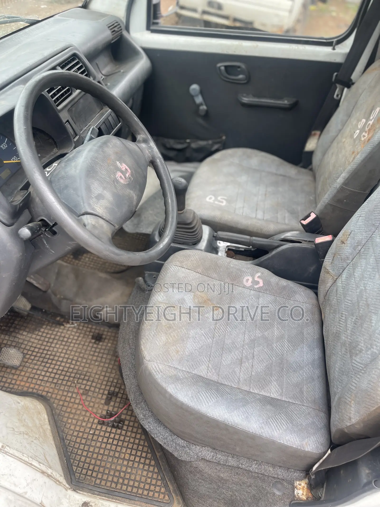 Suzuki APV Minibus 2012 White