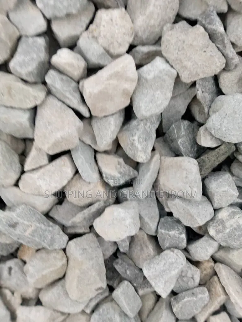 All Size of Material Are Available for Granite and Chipping