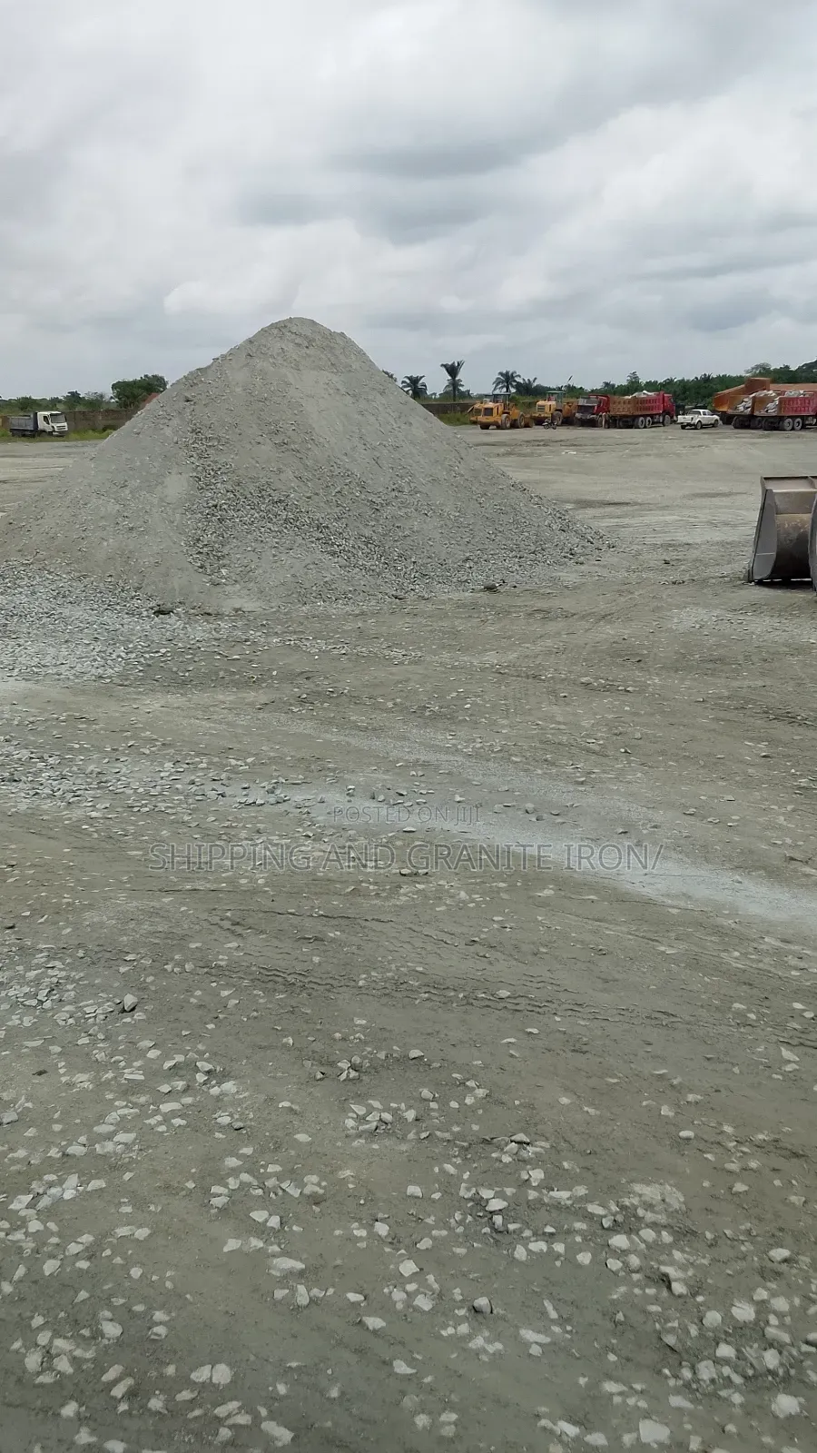 All Size of Material Are Available for Granite and Chipping