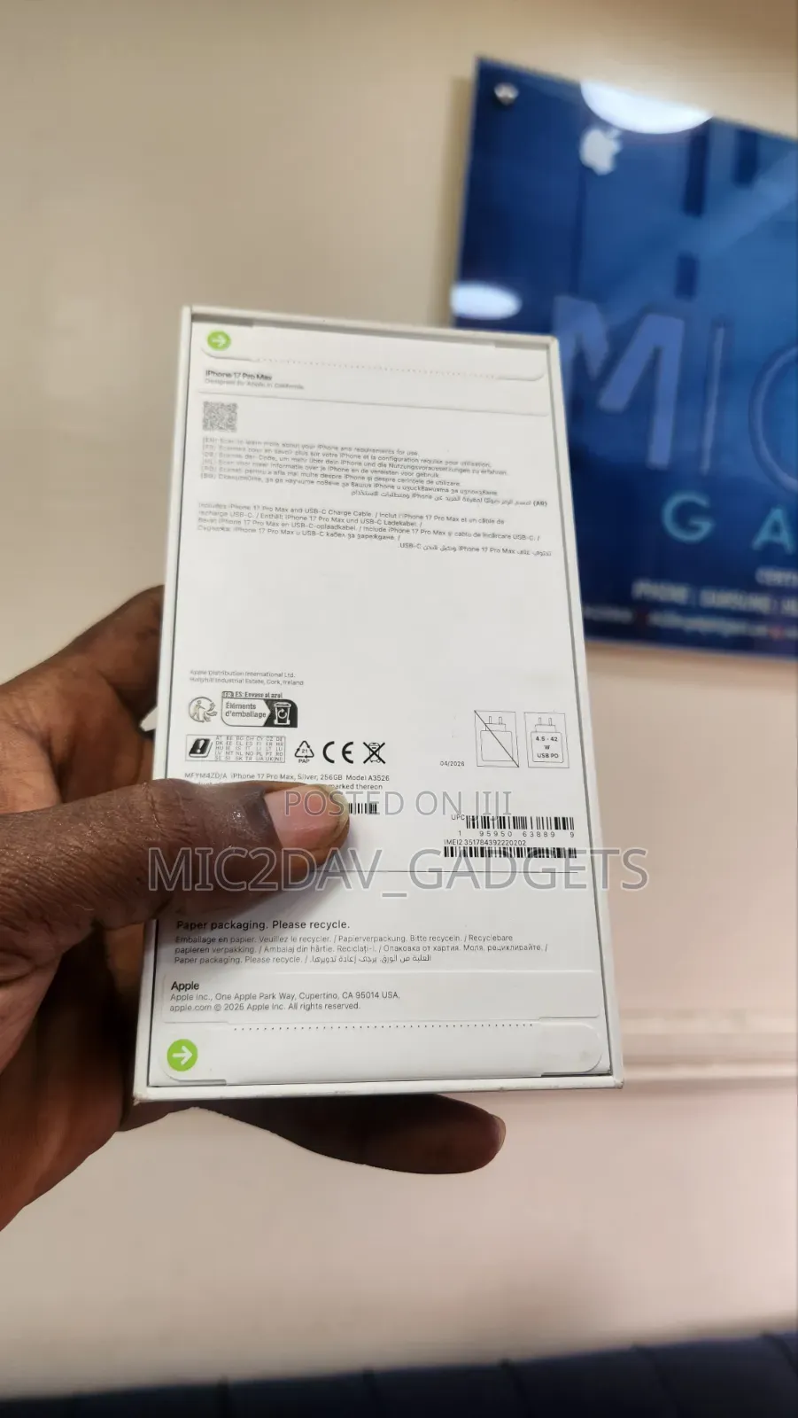 New Apple iPhone 17 Pro Max 256 GB White