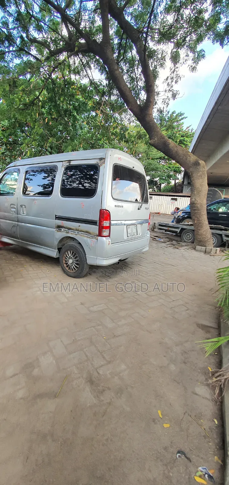 Suzuki APV Minibus 2010 Silver