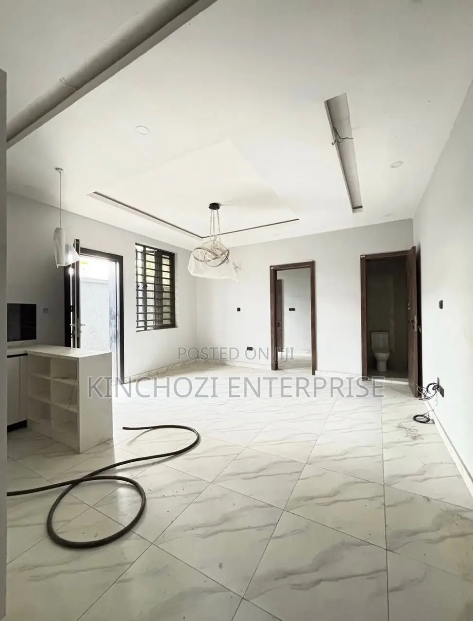 2bdrm Apartment in Lekki Phase 1 for rent