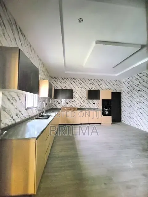 5bdrm Duplex in Jahi for rent