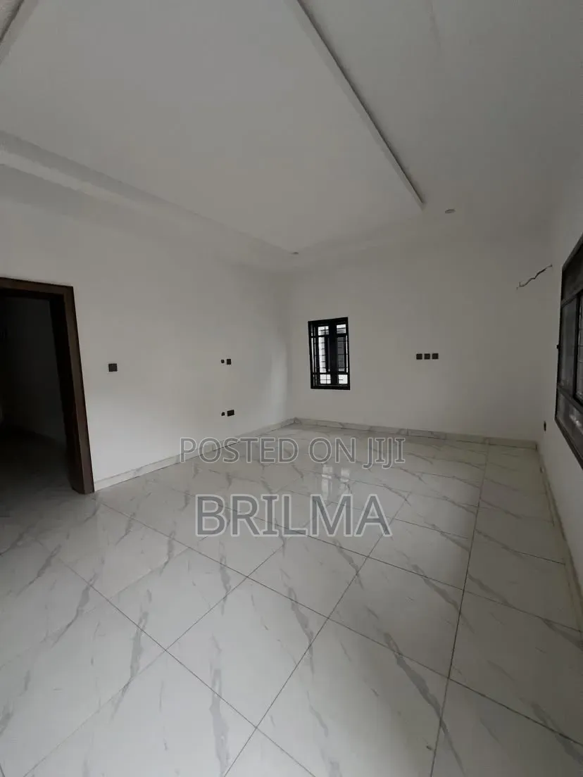 5bdrm Duplex in Jahi for rent